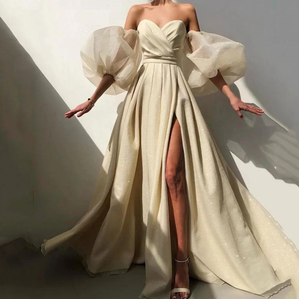 Light Gold Elegant Satin Puff Sleeves Sweetheart Gown 16W / Light Gold Light Gold Elegant Satin Puff Sleeves Sweetheart Gown 16W / Light Gold