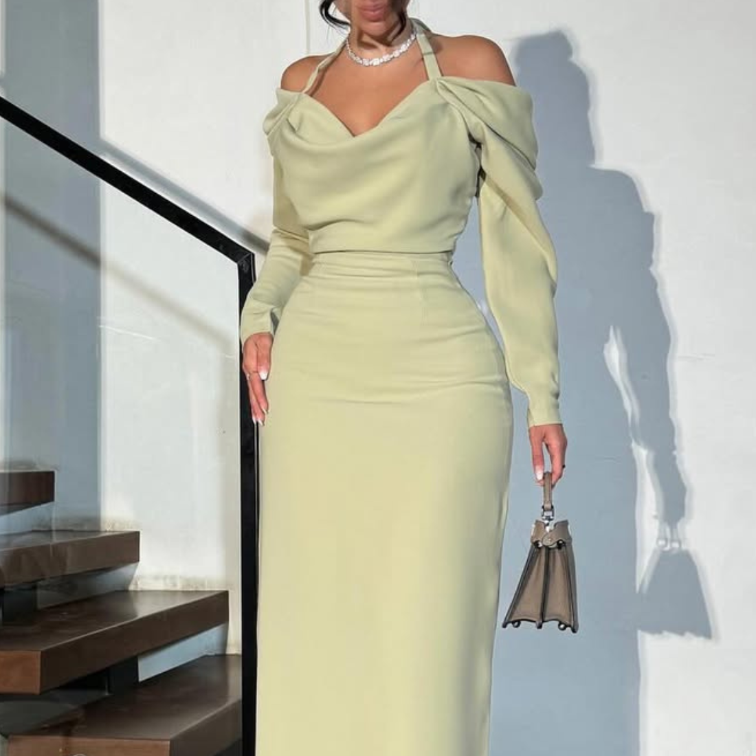 Green Halter String Off Shoulder Long Sleeves Slim Evening Dress, Close Up