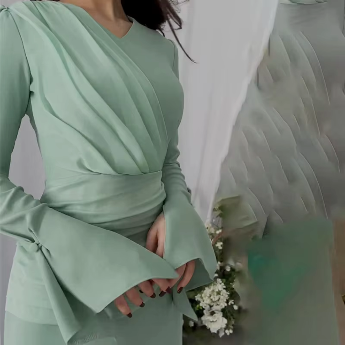 Green Modest Flare Sleeves Pleated Slim Long Dress, Close Up